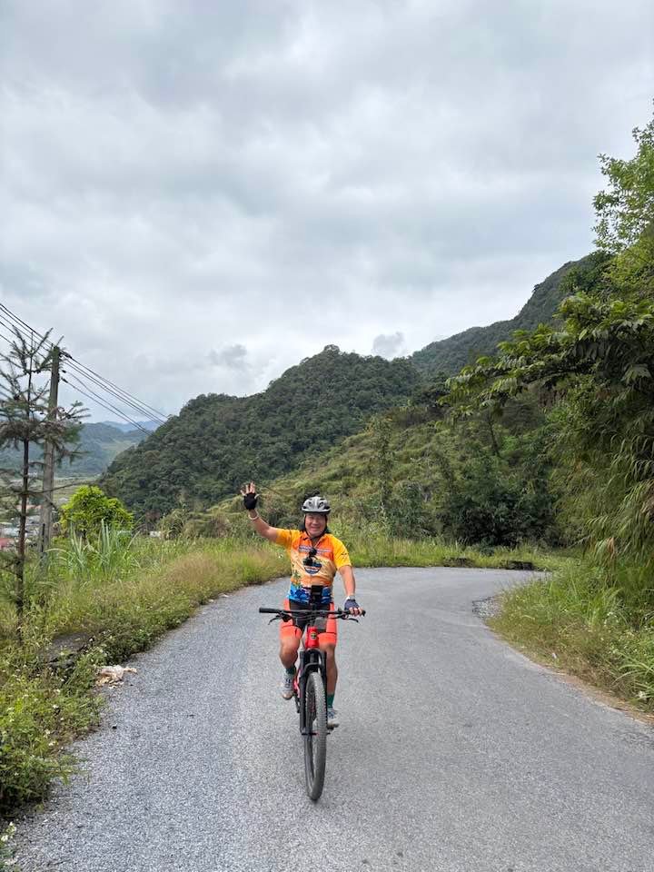 Hanoi Mai Chau Pu Luong E-bike Tour 3 Days